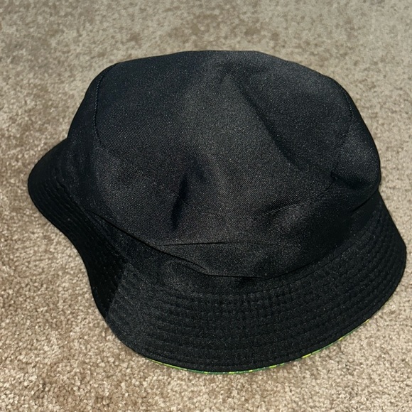 Reversible Bucket Hat - Picture 3 of 3